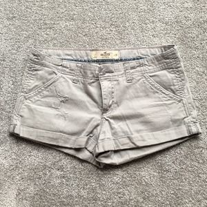 Hollister taupe shorts
